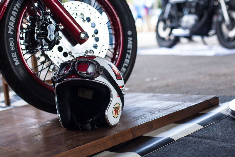 ヘルメットはかならず着用